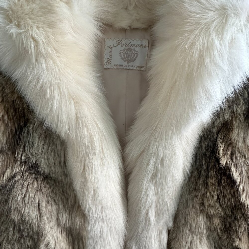 Genuine Coyote Fur Coat with Fox Trim | Vintage  – Med – Gorgeous Plush & Soft - Picture 5 of 16